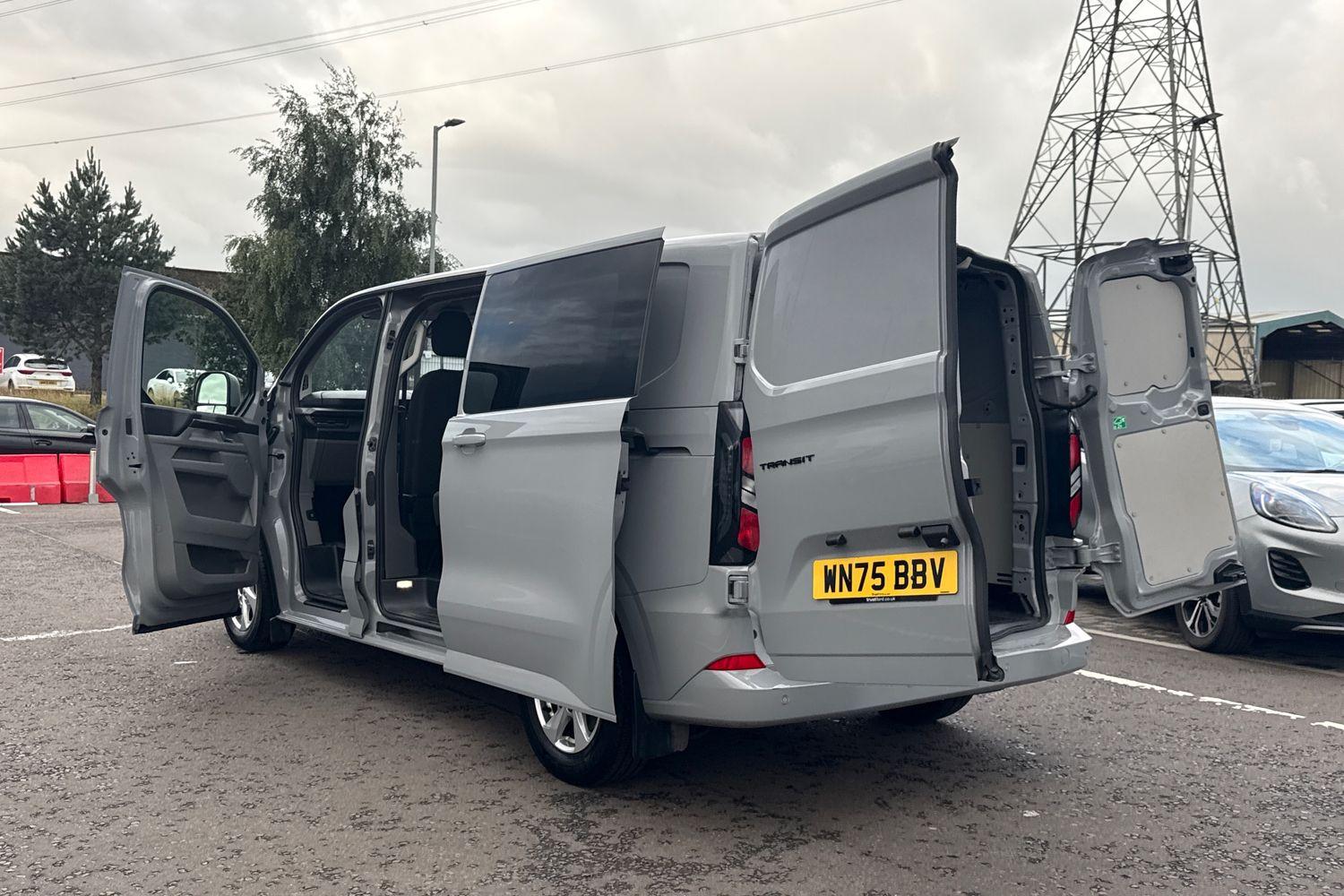 Ford TRANSIT CUSTOM Photo 6