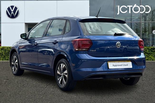 VOLKSWAGEN Polo Photo 3