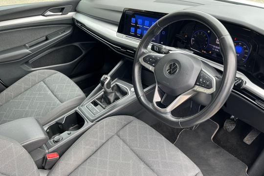 Volkswagen Golf Photo autoimg-0b707c079006ea139e919aff867295810822db52.jpg
