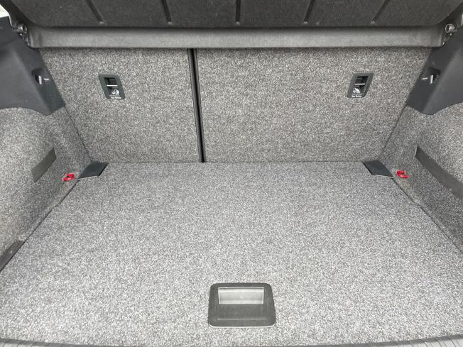 SEAT Arona Photo 12