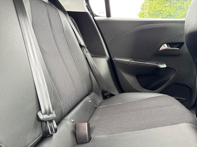 VAUXHALL Corsa Photo 33