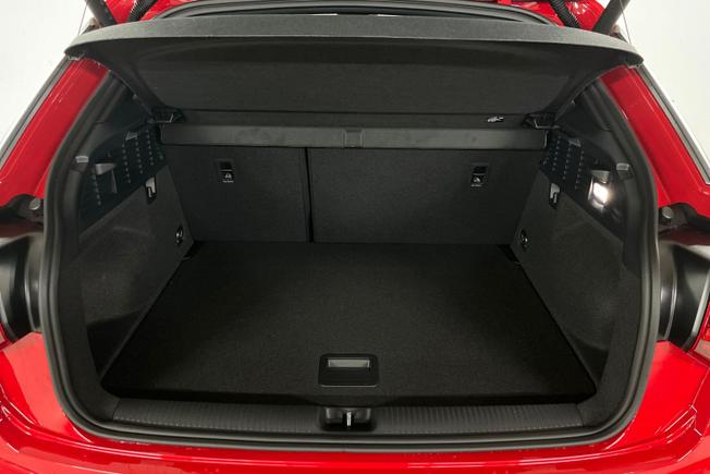 AUDI Q2 Photo 12