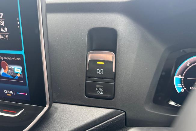 VOLKSWAGEN CRAFTER Photo 33