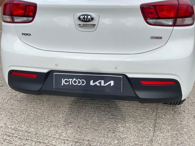 KIA Rio Photo 26