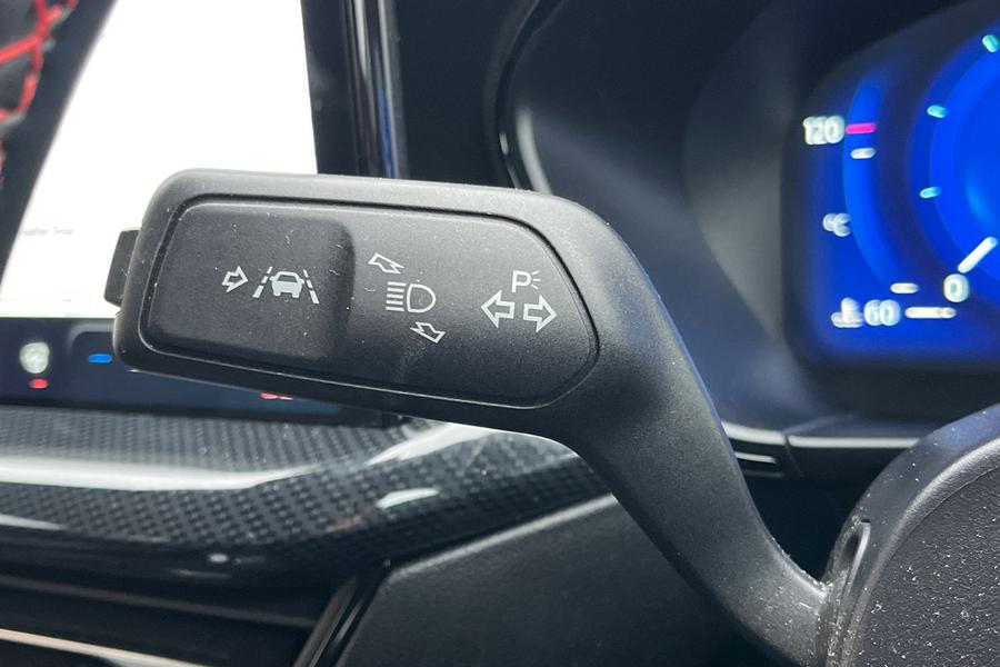 Ford FOCUS Photo autoimg-0b78201f12d305d4ff7839ed18c762c8cada5376.jpg