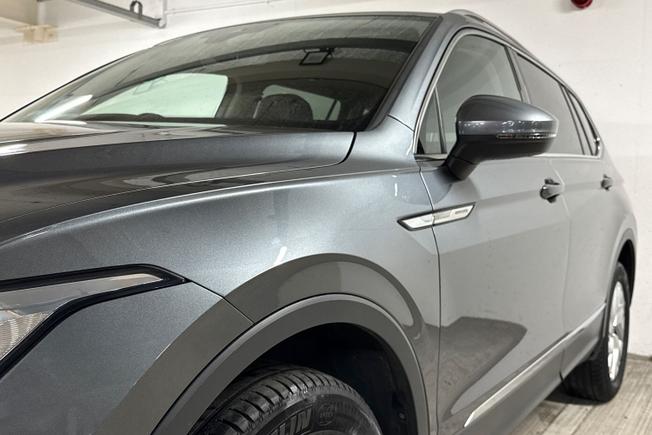 VOLKSWAGEN Tiguan Allspace Photo 40