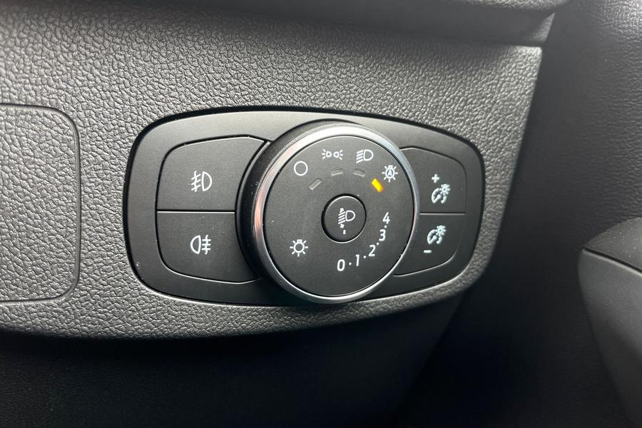 Ford Focus Photo autoimg-0b7a3ea25acebf99c840fedbe83edf1dd26ea58c.jpg