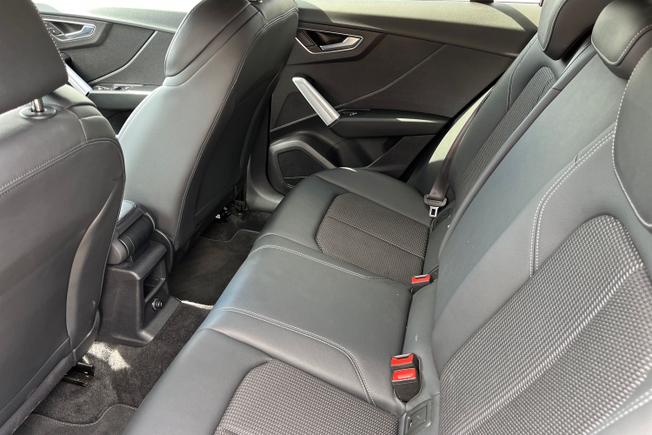 AUDI Q2 Photo 38