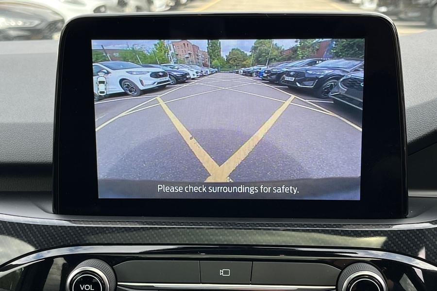 Ford KUGA Photo autoimg-0b7d692974476c30ead0004d3f6a911e473f59e6.jpg