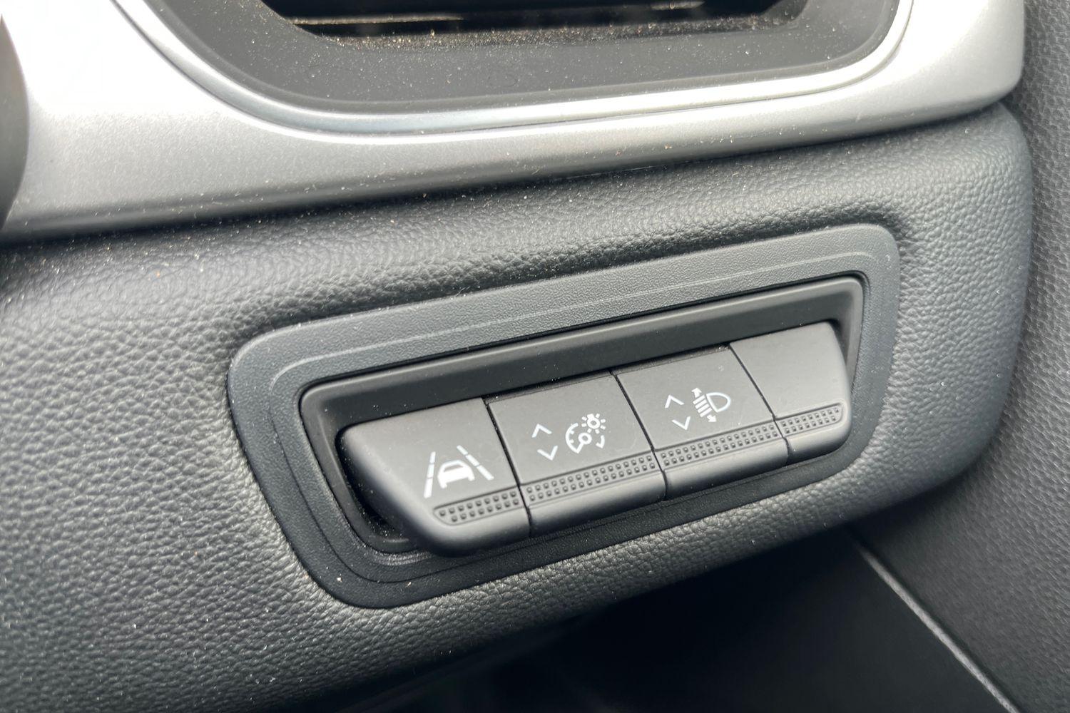 Renault CAPTUR Photo 29