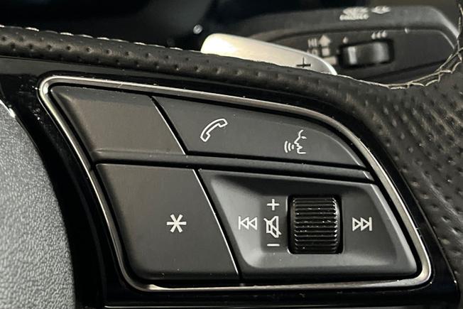 AUDI S3 Photo 17