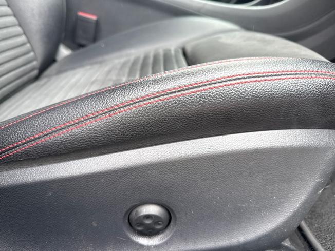 MERCEDES-BENZ Gla Photo 26