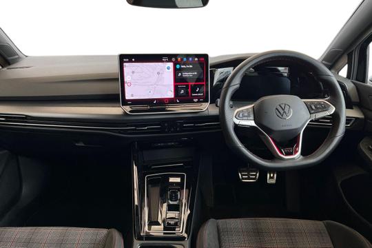 Volkswagen Golf Photo autoimg-0b962c8bc6af40bfb9a141cbb34c5f00db6eddaf.jpg