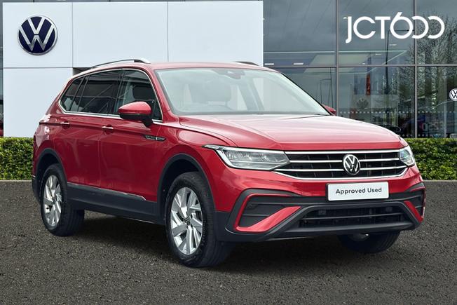 VOLKSWAGEN Tiguan Allspace Photo 1