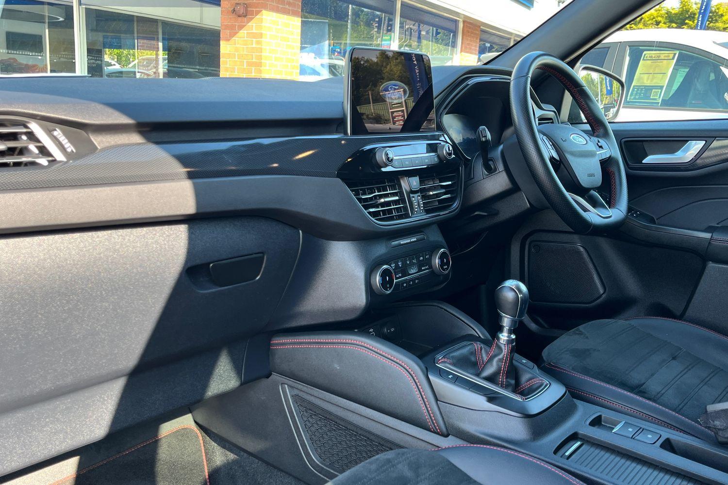 Ford Kuga Photo 17