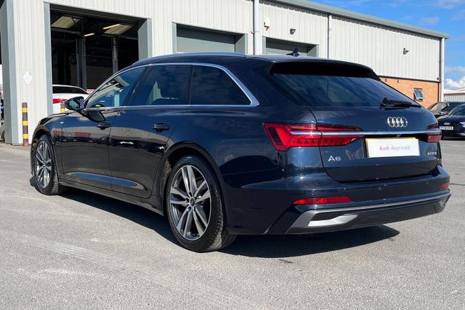 AUDI A6 Avant Photo 28