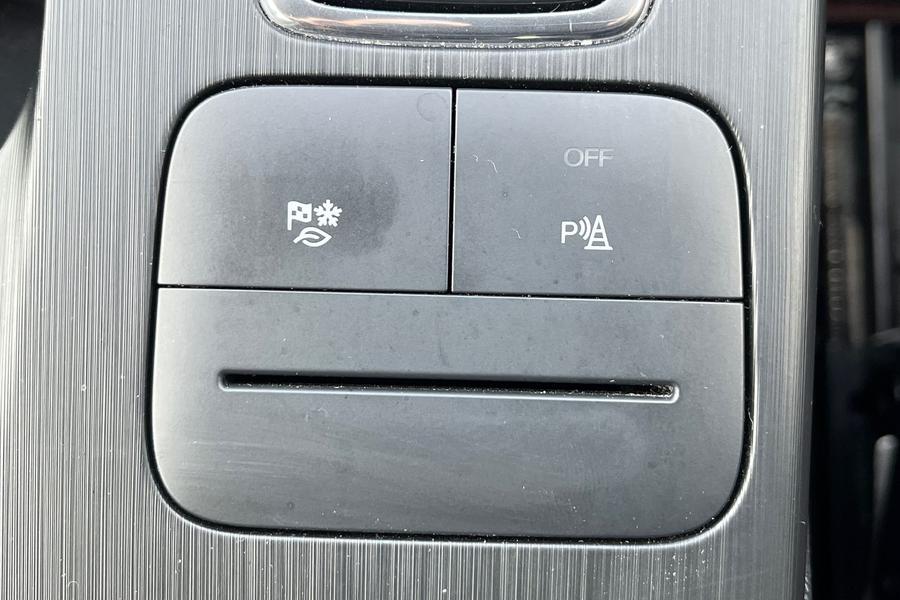 Ford Kuga Photo autoimg-0ba173dc669a2f492d17b8b35eacc0f1ba0418f3.jpg