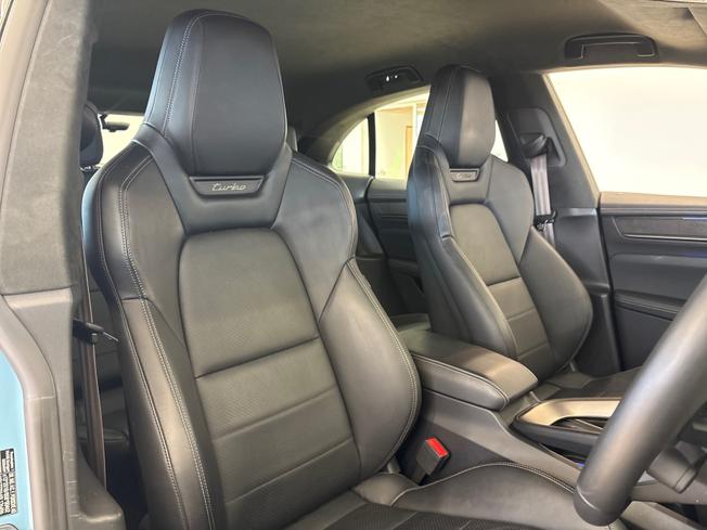 PORSCHE Macan Photo 14
