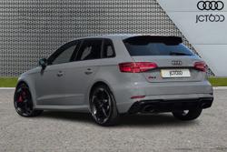AUDI RS3 Photo 3
