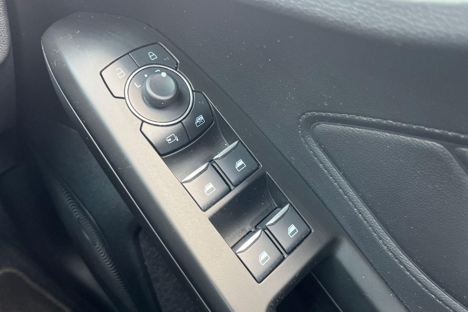 Ford FOCUS Photo 15