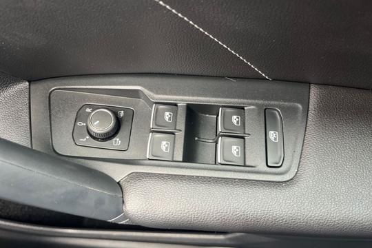 Volkswagen Tiguan Photo autoimg-0bb328ff31a794290cd2dae653665d32740c63ae.jpg
