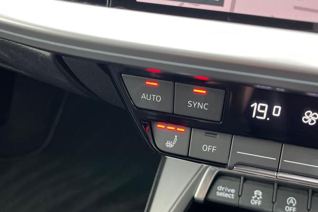 AUDI S3 Photo 34