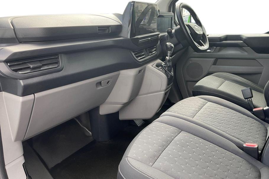 Used Ford TRANSIT CUSTOM LG74KYN 3