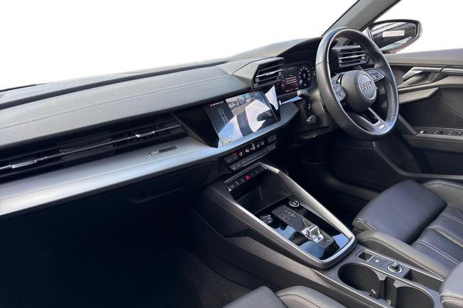 Audi A3 Photo 2