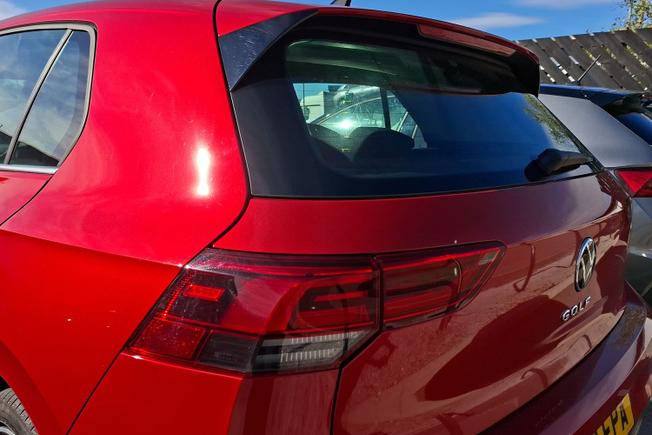 VOLKSWAGEN Golf Photo 18