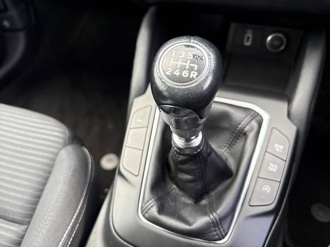 FORD Focus Photo 33