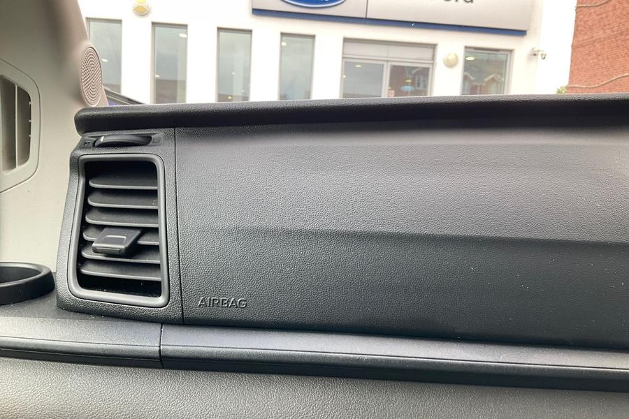 Ford TRANSIT Photo autoimg-0bbf2a353bda02c57e64a701f712e4cc39081c25.jpg