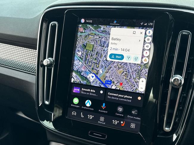 VOLVO Xc40 Photo 14
