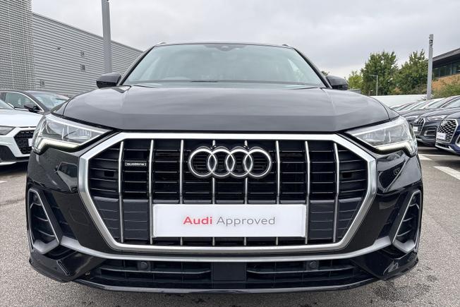 Audi Q3 Photo 24