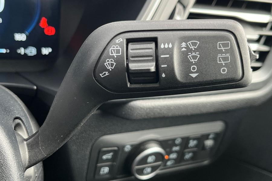 Ford KUGA Photo autoimg-0bc2fa9aa5112d05695e33a38451caf36ee468a6.jpg