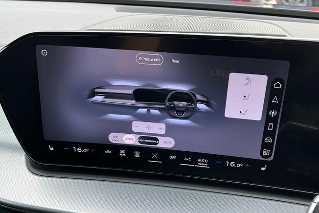 AUDI Q3 Photo 41