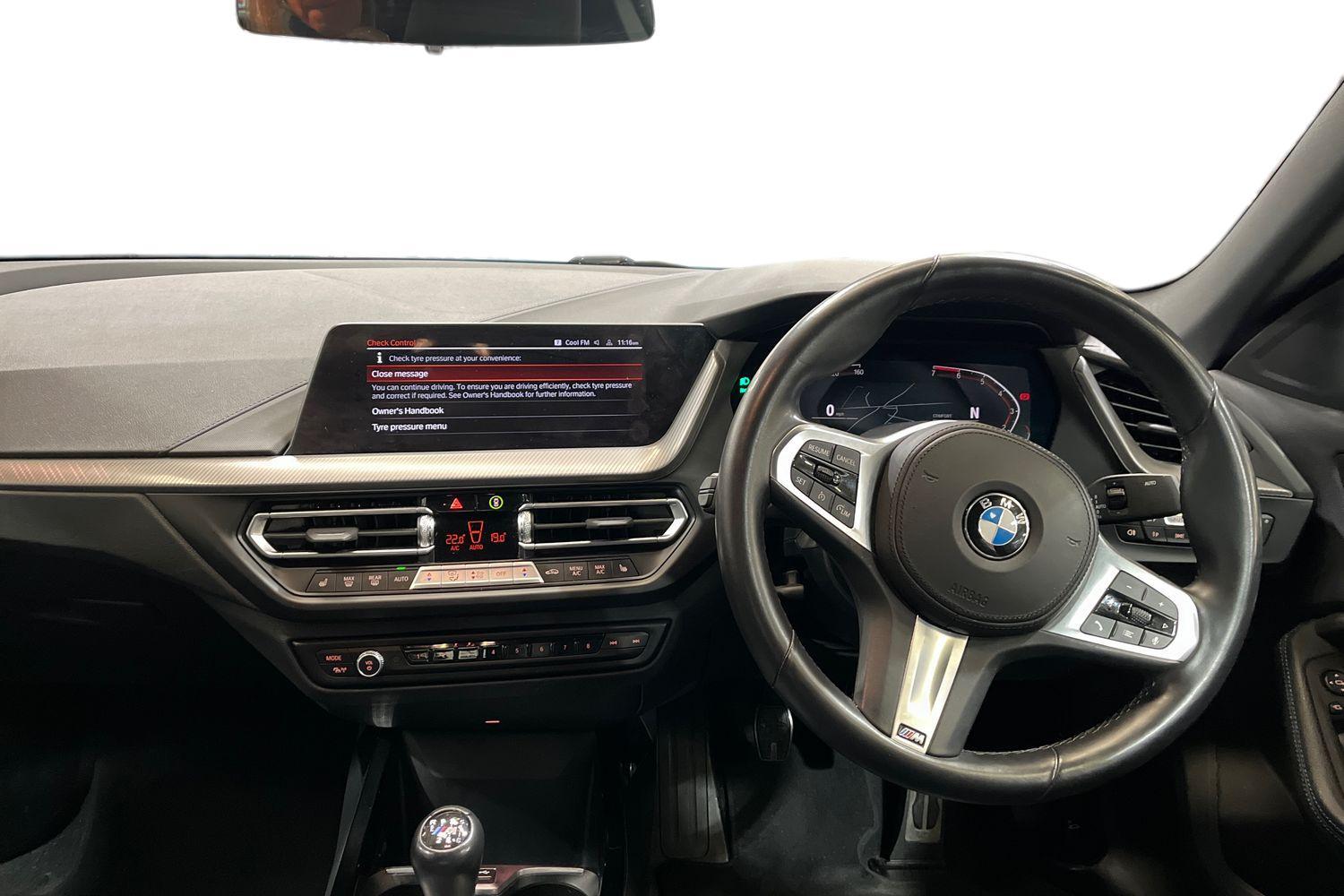 BMW 2 SERIES Photo 10