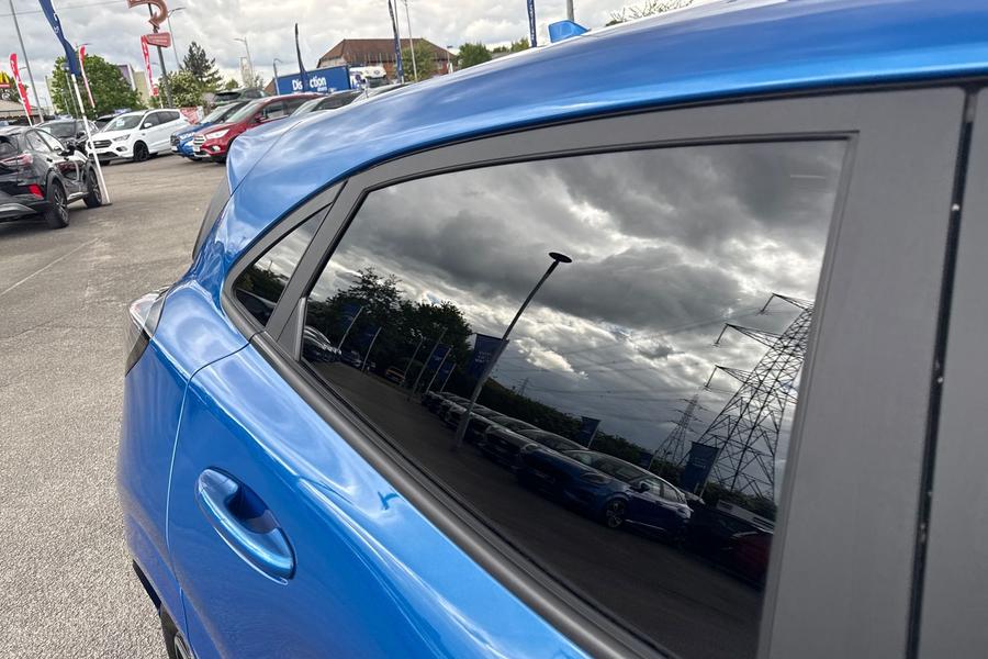 Ford PUMA Photo autoimg-0bcd8ef55e8d31b5608a6dd8e9abd668a8b49fda.jpg