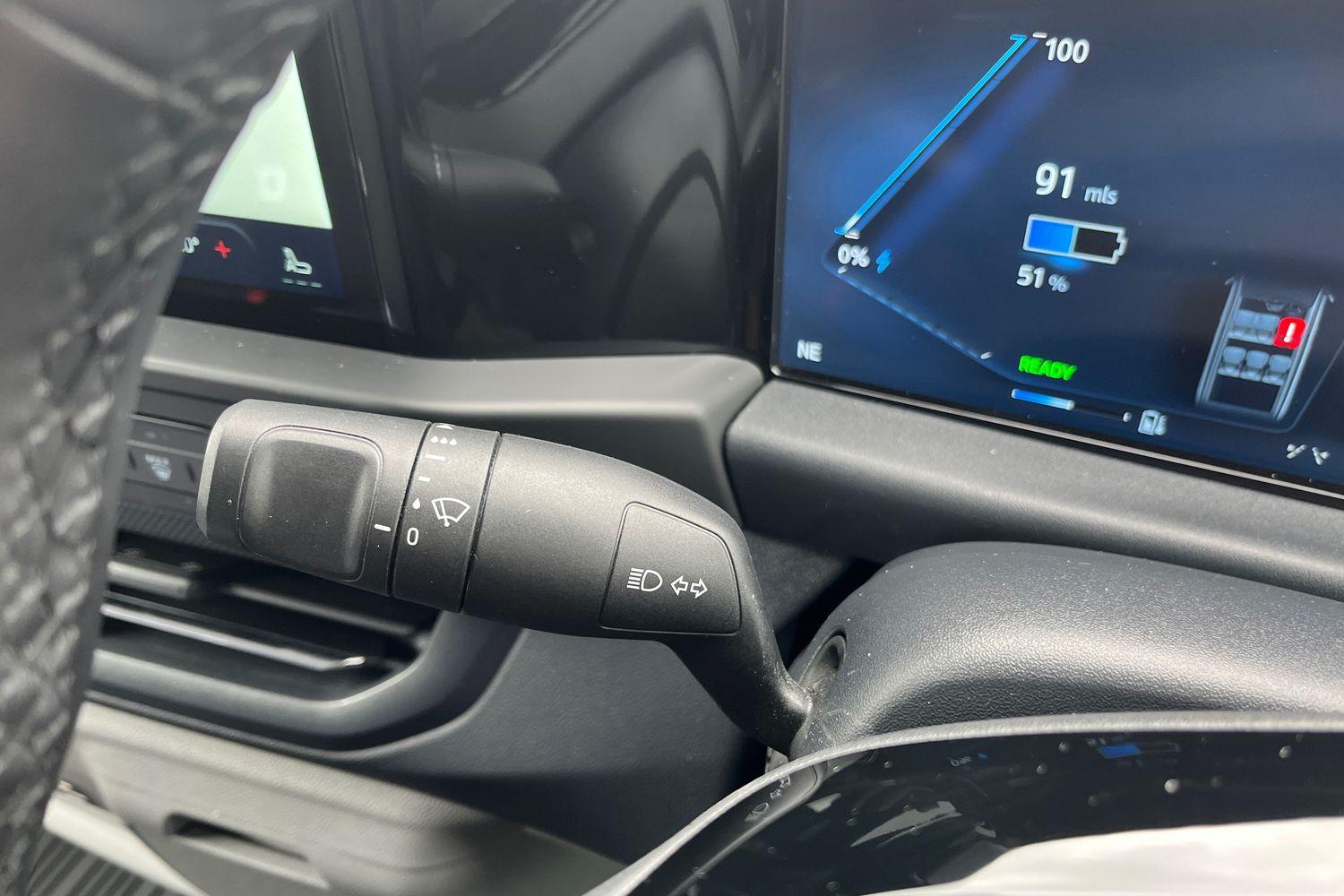 Ford E-TRANSIT CUSTOM Photo 17
