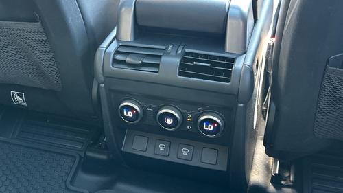 Land Rover Defender Photo autoimg-0bcef153aa02a42bb1255be13fa153f69eb0c55c.jpg