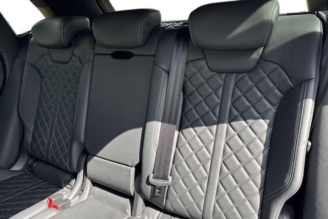 AUDI Q5 Photo 9