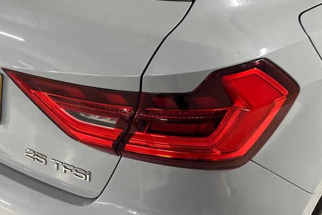AUDI A1 Photo 18