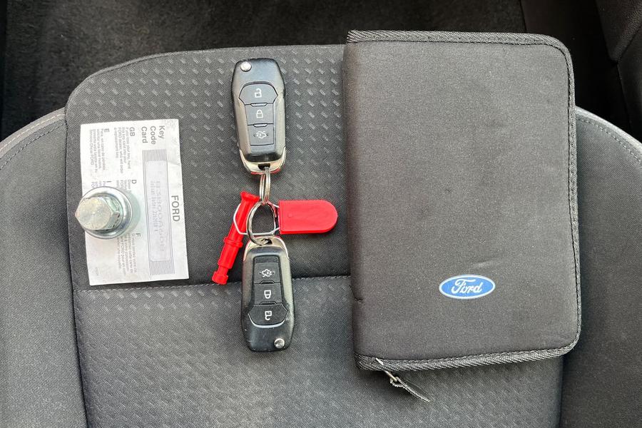 Ford Focus Photo autoimg-0bd25f88ba7e4506a08e8846b9f645fe694f39f5.jpg