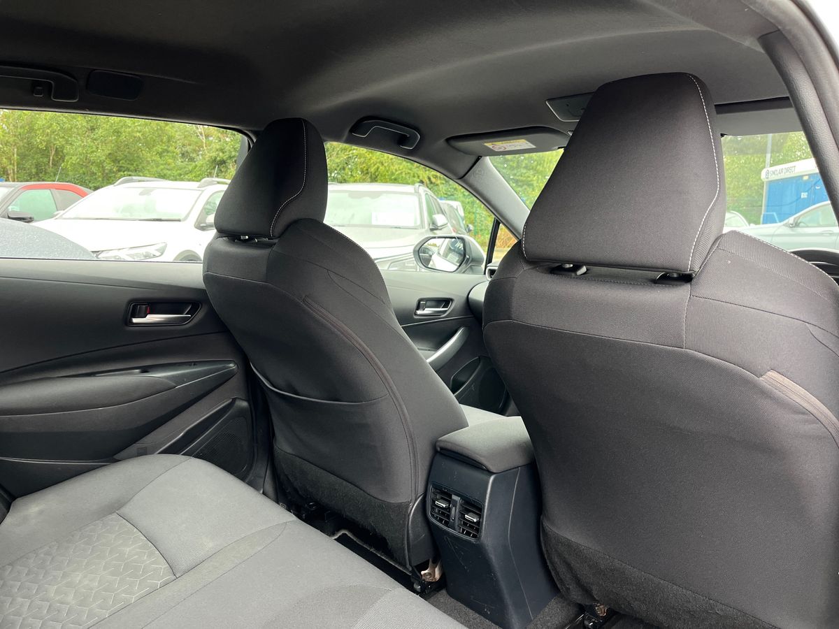 Toyota Corolla Photo 32