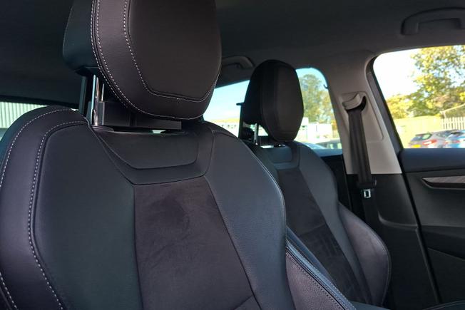Skoda Karoq Photo 23