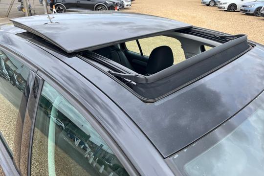 Volkswagen Golf Photo autoimg-0bd72fbba68644de51327e44df7302ad685f6262.jpg