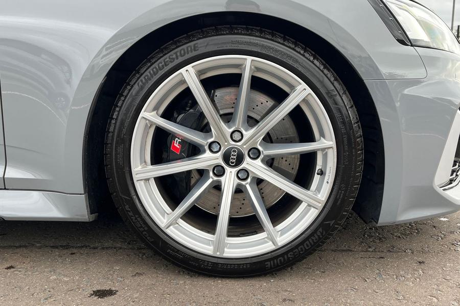 Audi RS5 Photo autoimg-0bda3c6849fc5ebb6ebdbb0d3f12926bd36d94ed.jpg