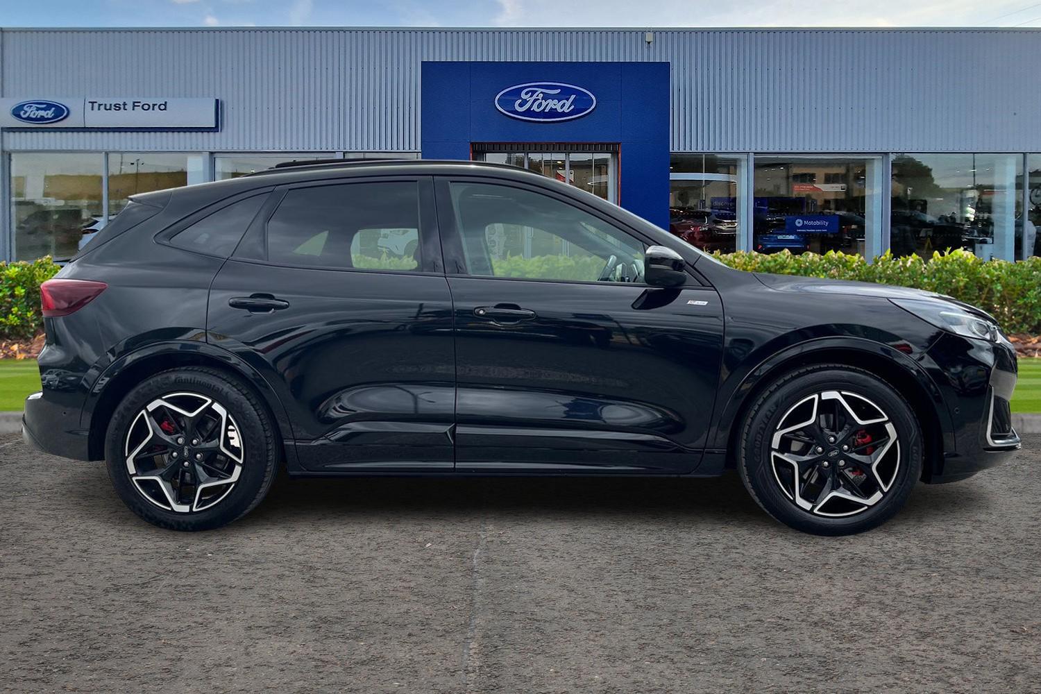 Ford Kuga Photo 2