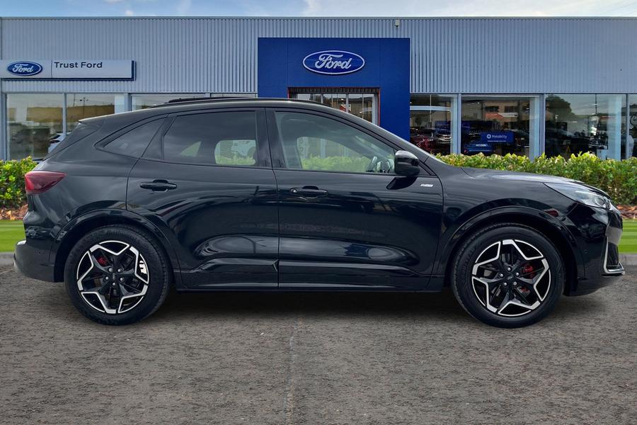 Ford Kuga Photo autoimg-0bda45db7cc6a711ad2fd1d028d5aaab09b180c2.jpg