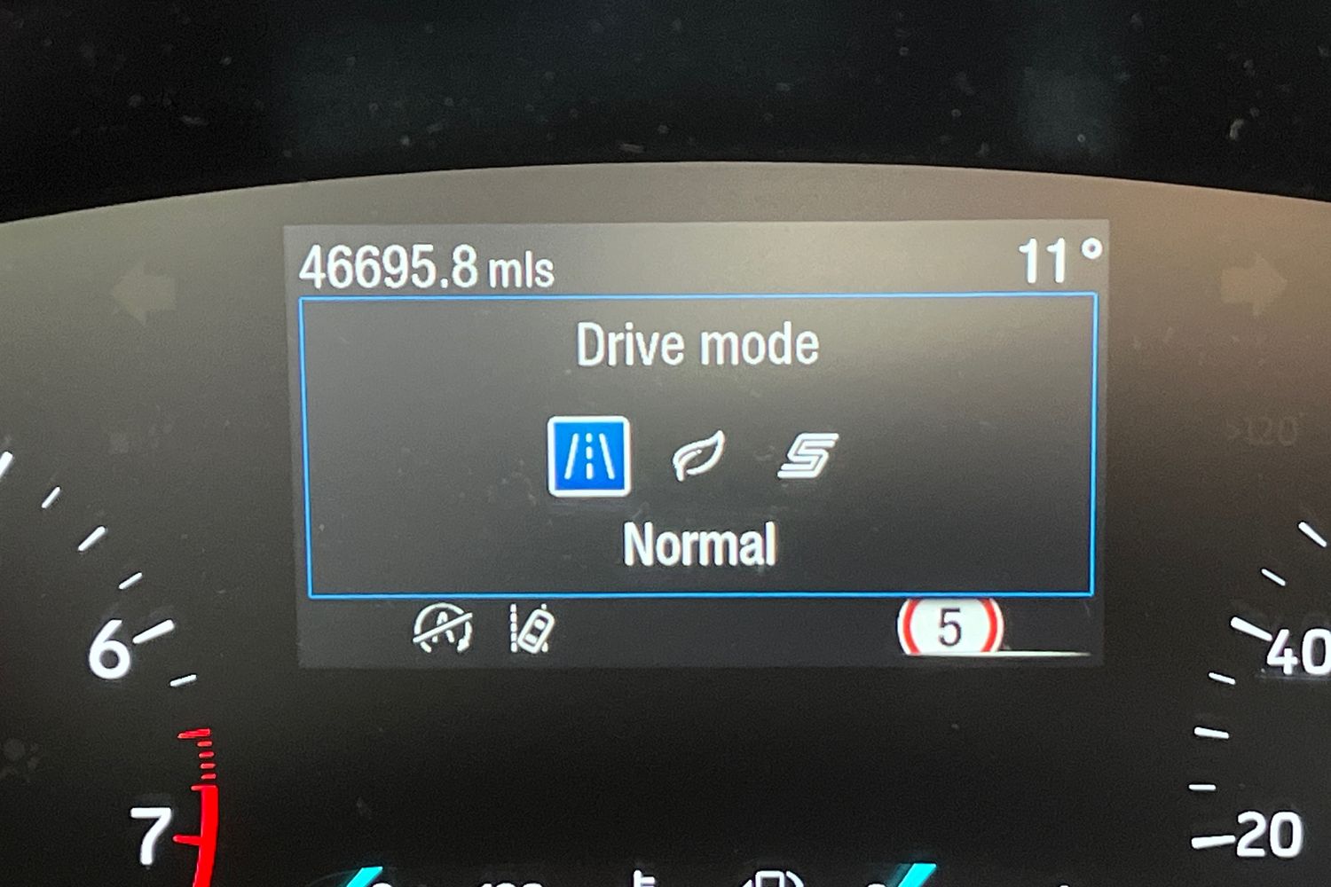 Ford FOCUS Photo 31