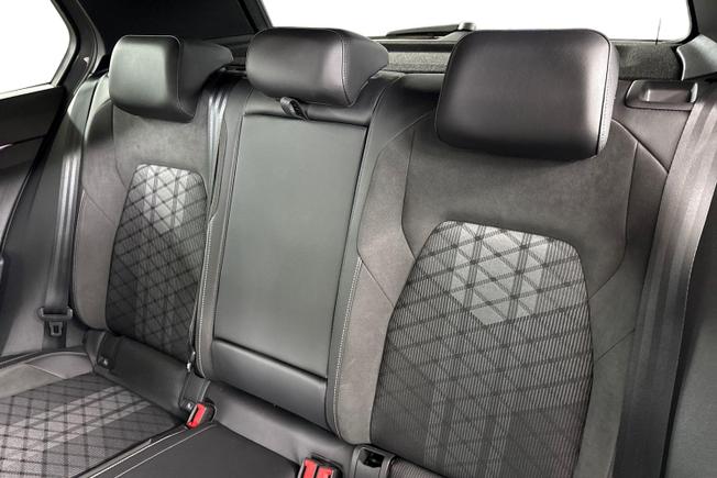 Volkswagen Golf Photo 9